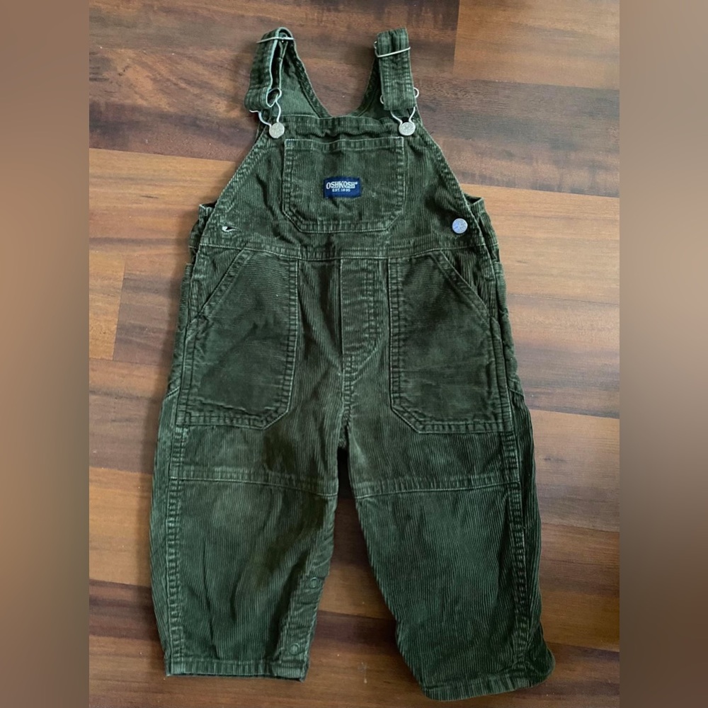 OshKosh Green Overalls size 18m